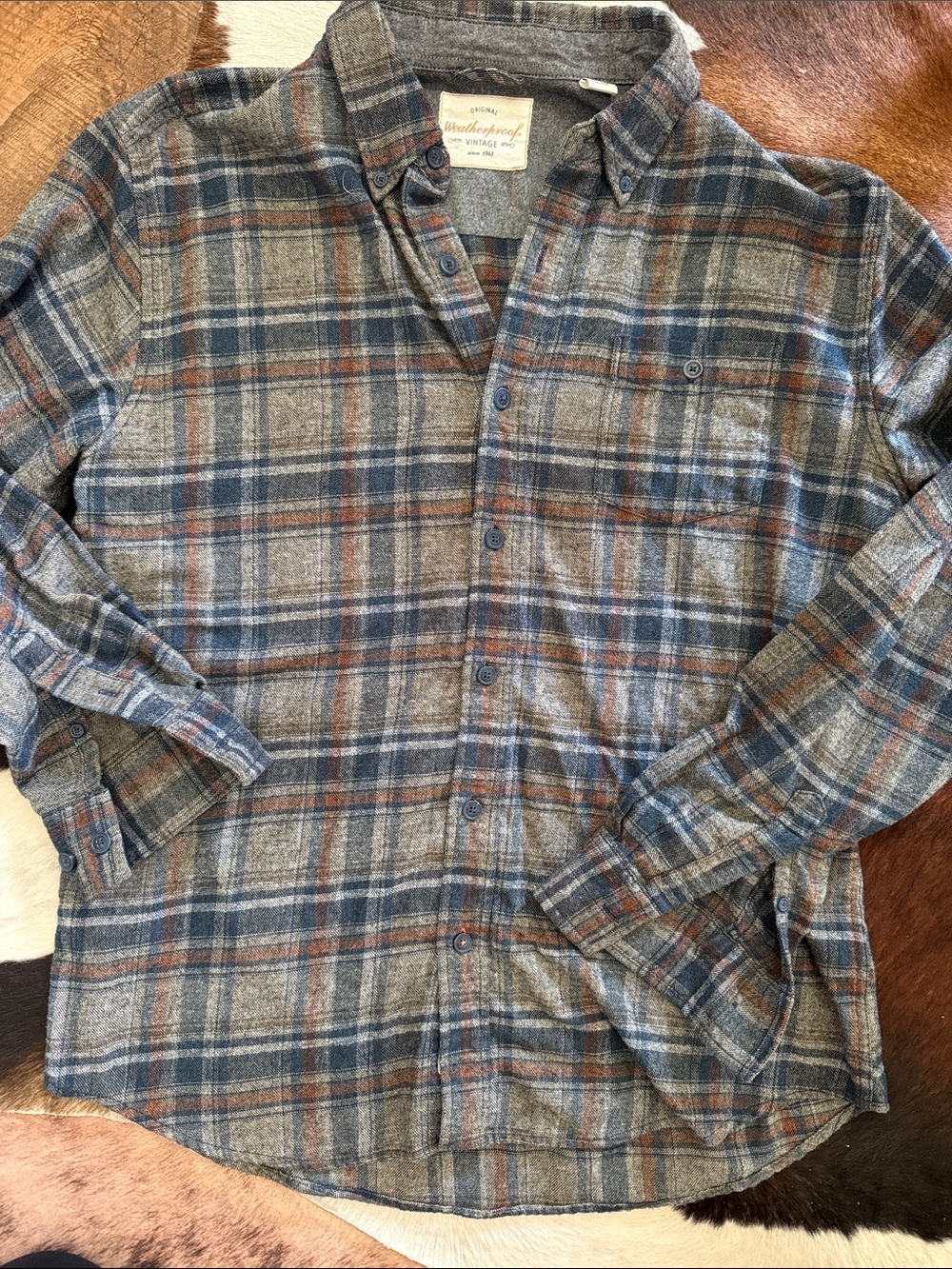 Weatherproof Men's Gray Plaid Button-Down with Blue and Brown Accents